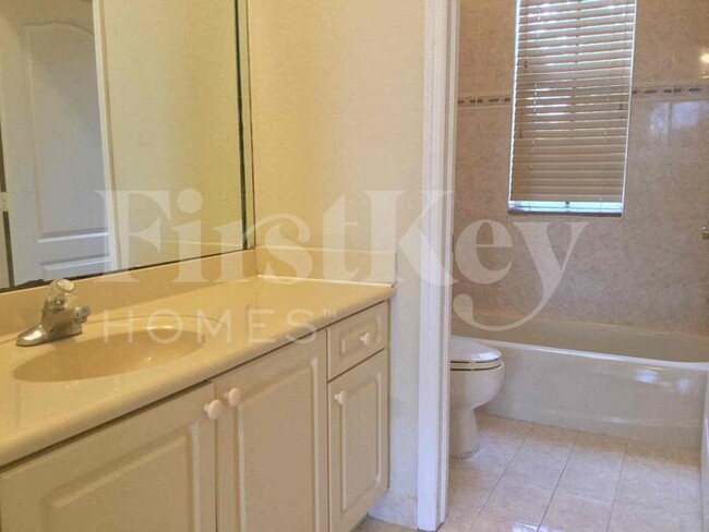 Building Photo - 16063 SW 63rd Ter