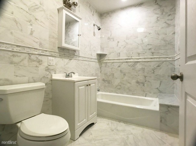 Foto del edificio - 1 br, 1 bath  - 145 Wadsworth Ave