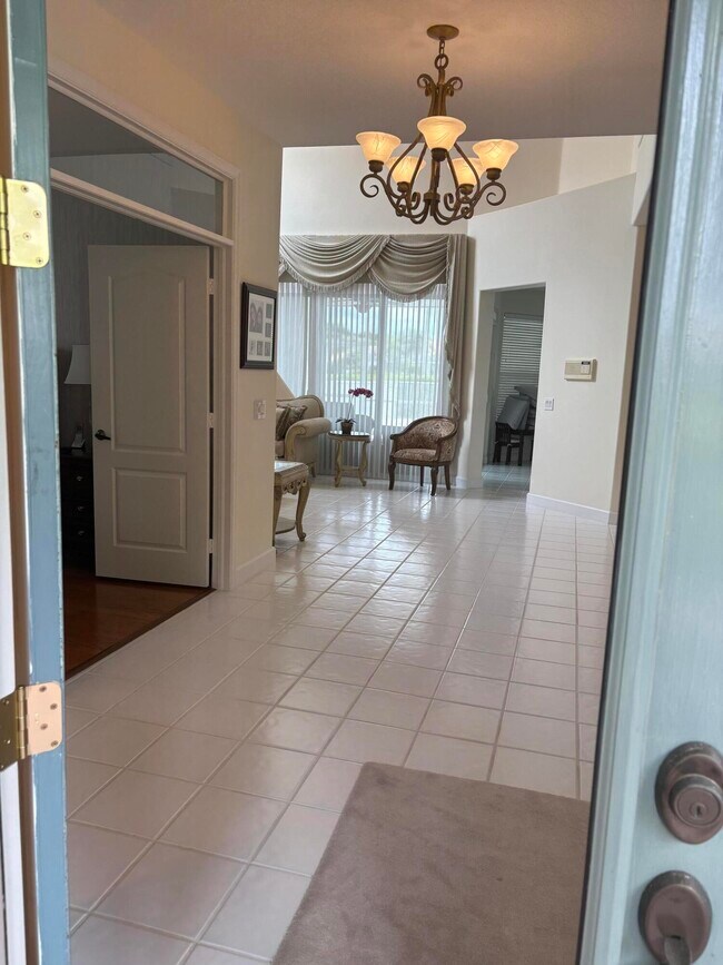 Foto del edificio - 927 Augusta Pointe Dr