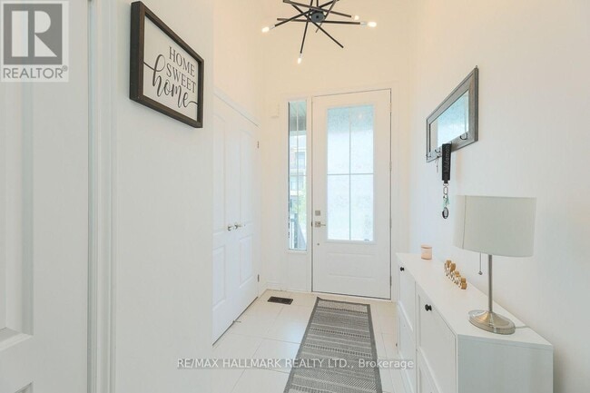 Building Photo - 1090 Lockie Dr