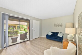 Building Photo - Tesoro