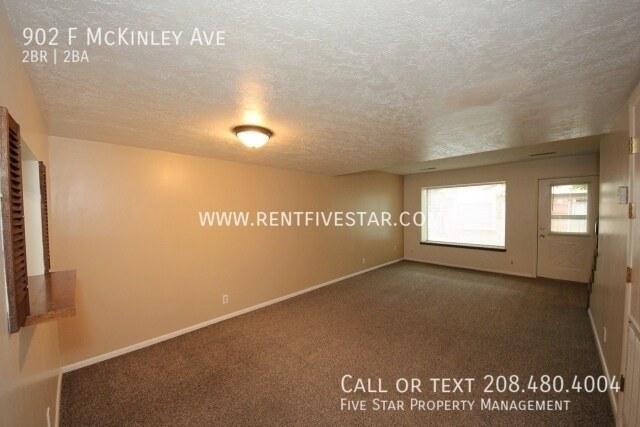 Foto del edificio - 902f McKinley Ave