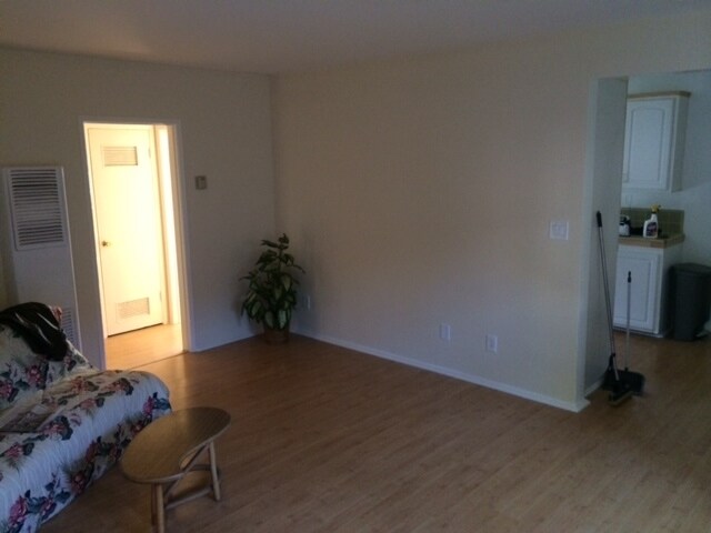 Interior Photo 1 - 705 6th Ave