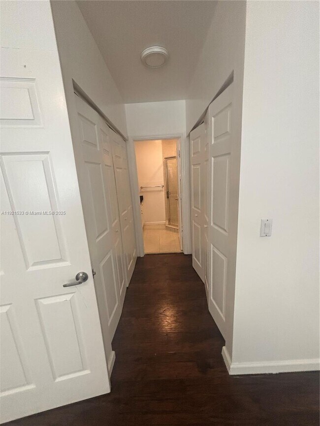 Foto del edificio - 820 NW 2nd Ave