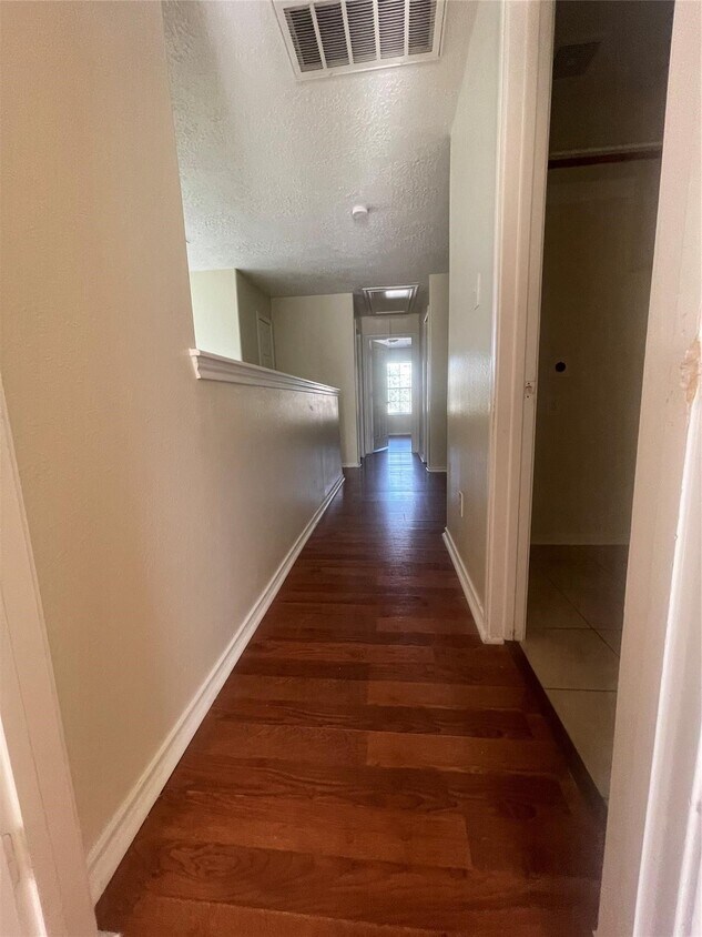 Foto del edificio - 13064 Peppergate Ln