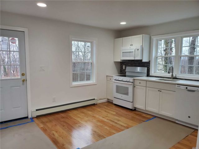 Primary Photo - 150 Calvert Ave