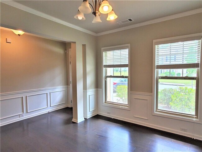 Building Photo - 2465 Matlin Way