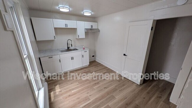 Foto del edificio - 1028 W Wayne St