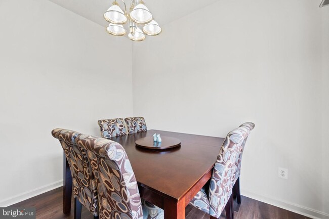 Building Photo - 102 Tradewinds Terrace