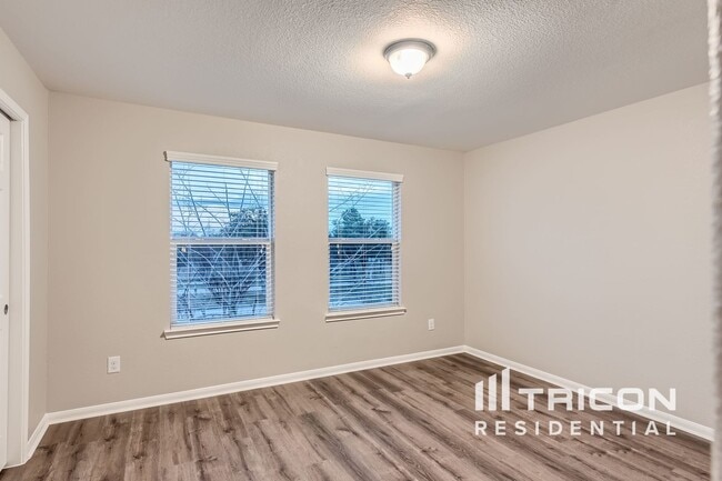 Foto del edificio - 2963 Autumn Brook Ln