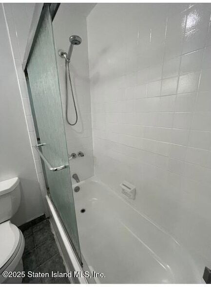 Foto del edificio - 384 Purdy Ave