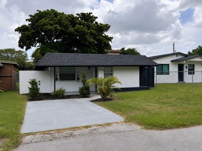 Photo - 1708 NW 7th St (Fort Lauderdale, FL) House