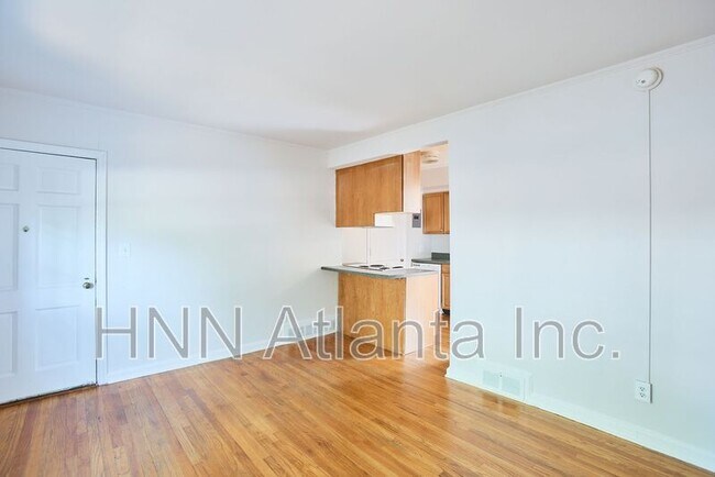 Foto del edificio - 1361 Briarwood Dr, NE