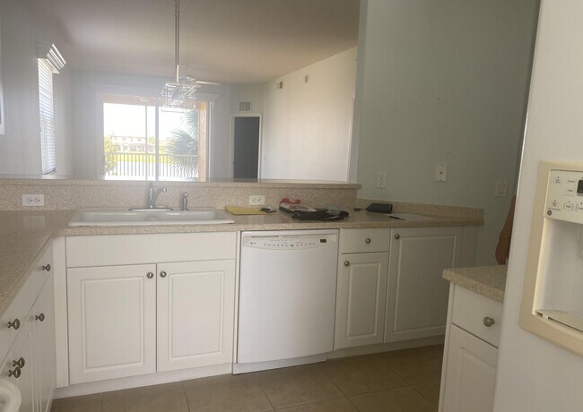 Foto del edificio - 6838 Toland Dr