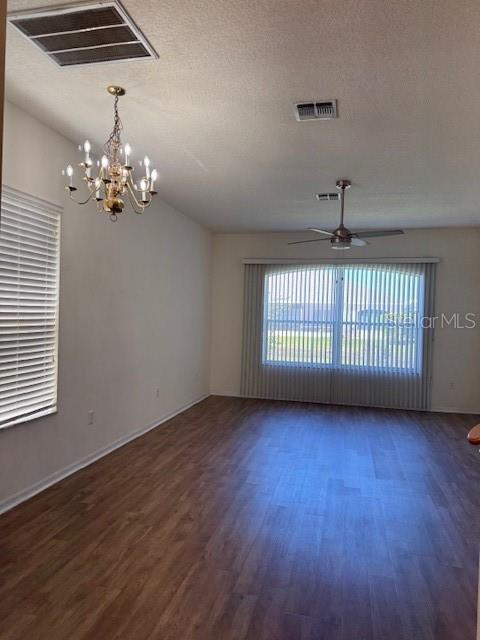 Foto del edificio - 7451 Wimpole Dr