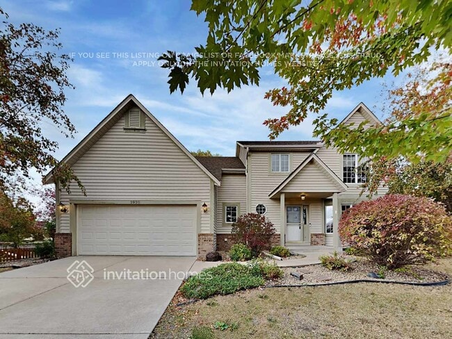 Building Photo - 3930 Zircon Ln N