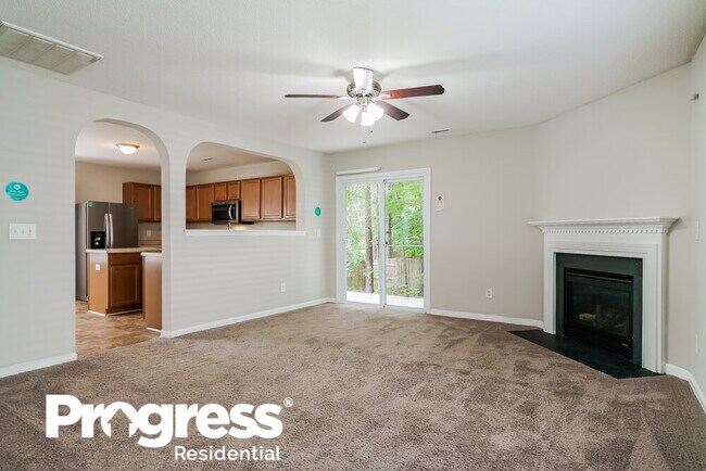 Building Photo - 67 Valleyfield Dr