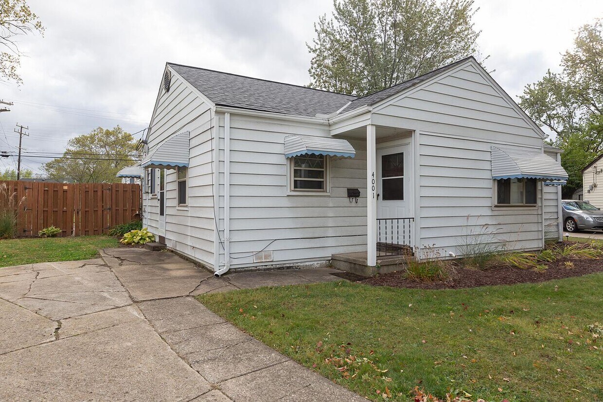 4001 W 144th St, Cleveland, OH 44135 House Rental in Cleveland, OH
