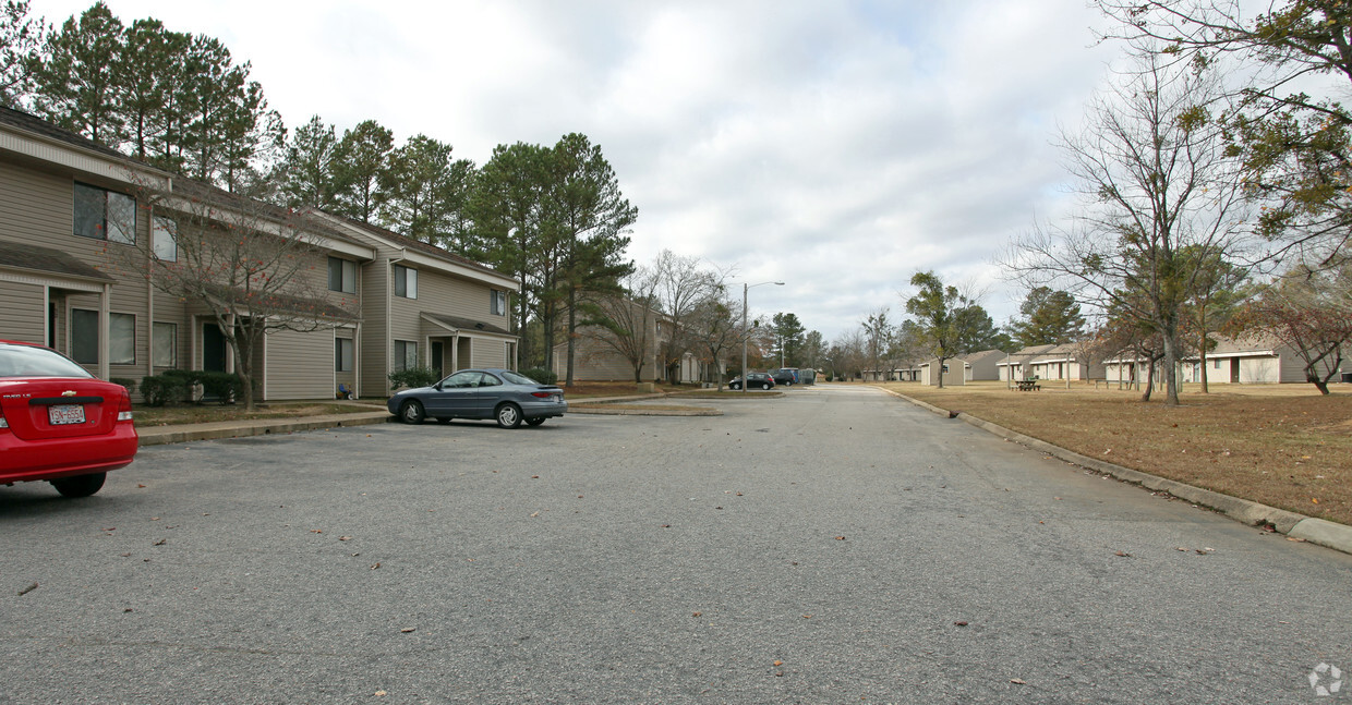 Building Photo - Clayton East Apartments