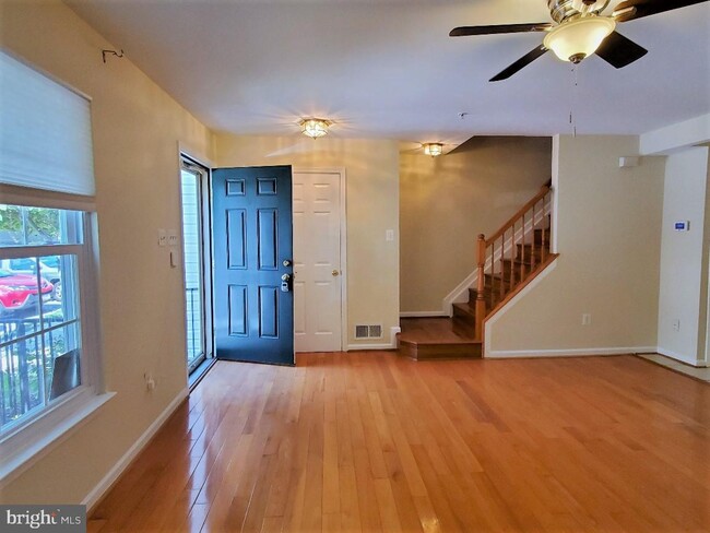 Building Photo - 8117 Pennington Dr