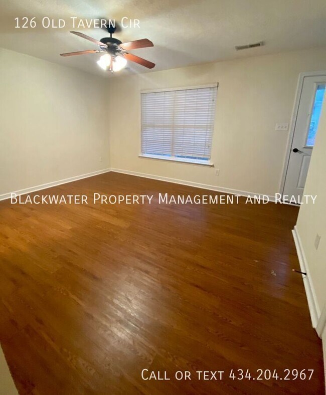 Foto del edificio - 126 Old Tavern Cir