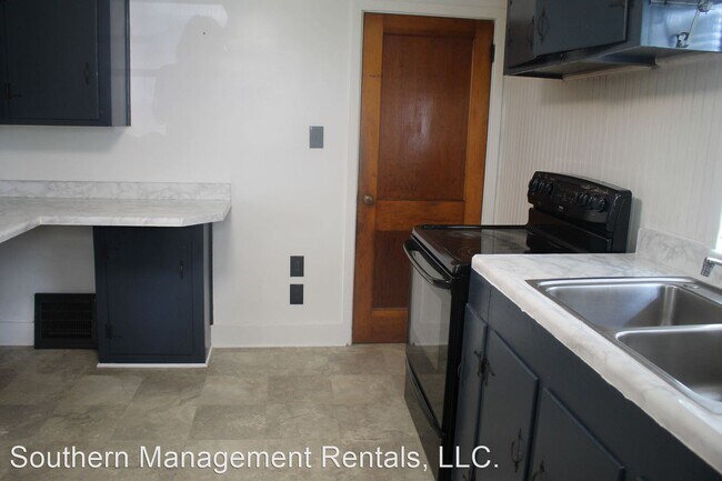 Building Photo - 2 br, 1 bath House - 250 Hanover St