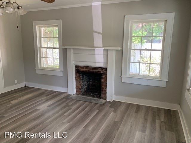 Building Photo - 3 br, 2 bath House - 108 E. Jones
