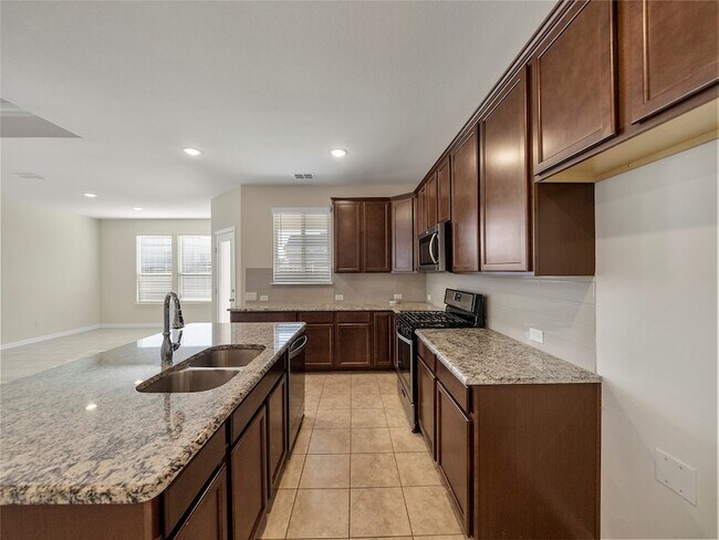 Foto del edificio - 1260 Sharp St