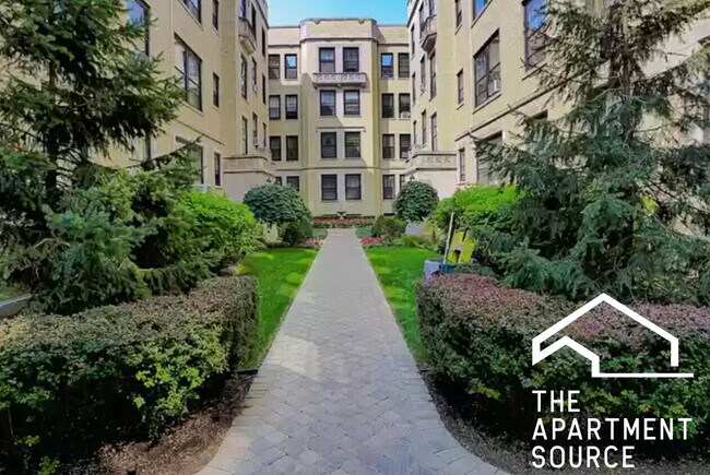 Foto del edificio - 604 W Addison St