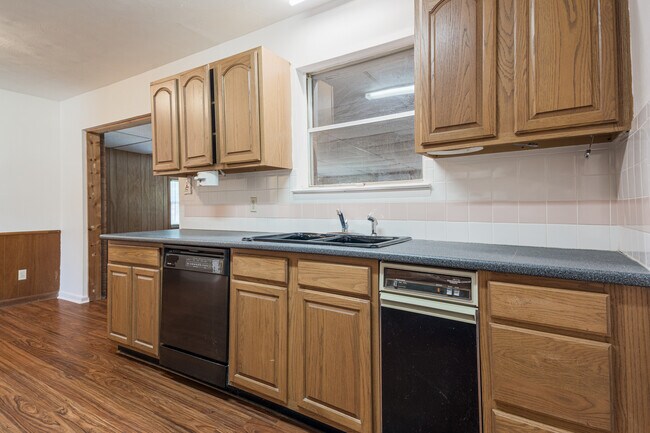 Foto del edificio - 13809 Janwood Ln