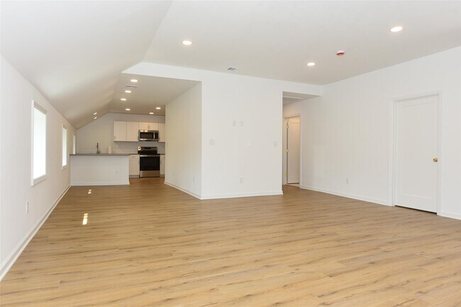 Foto del edificio - 568 Eagle Valley Rd