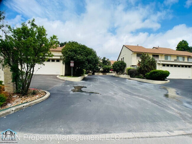 Foto del edificio - 2 br, 2 bath House - 7123 Thrush View Ln #18D