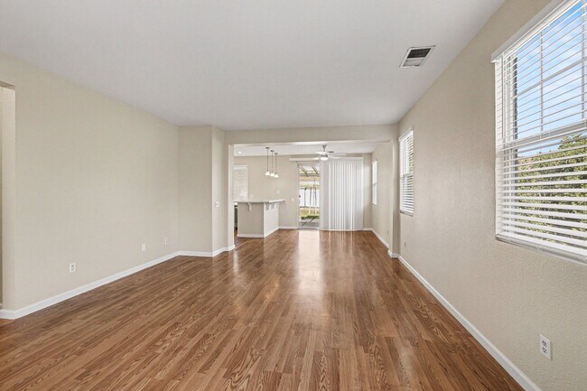 Building Photo - 337 Upton Pyne Dr