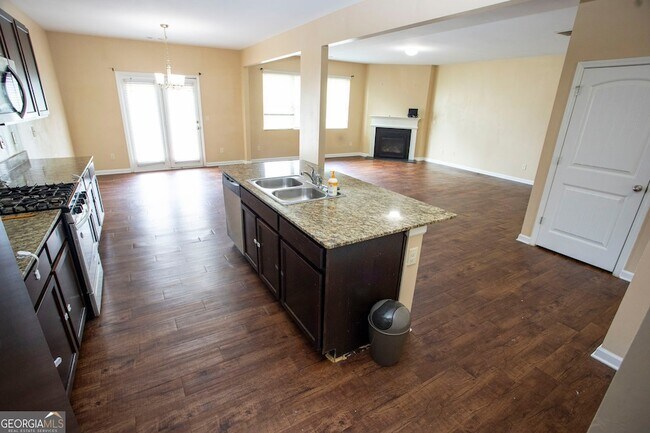 Building Photo - 141 Westin Way