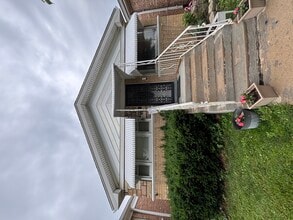 Building Photo - 3228 S 52nd Ct