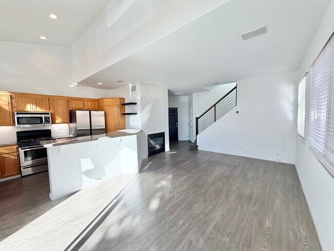 Building Photo - Beautiful Home in the Aspire Encore Community of Scripps Ranch