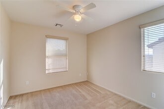 Building Photo - 2724 Kona Crest Ave
