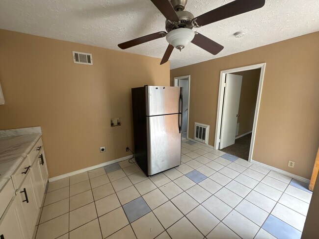 Building Photo - 3224 Torbett Street