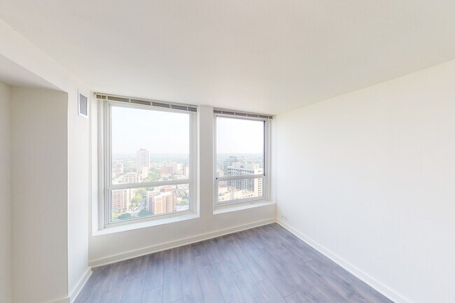 Interior Photo - Regents Park