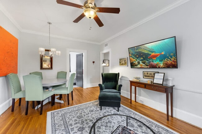 Foto del edificio - 800 Magnolia Ave