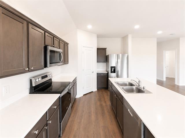 Building Photo - 2117 Berrywood Dr