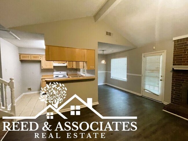 Building Photo - *JUST REDUCED* FALL MOVE-IN SPECIAL