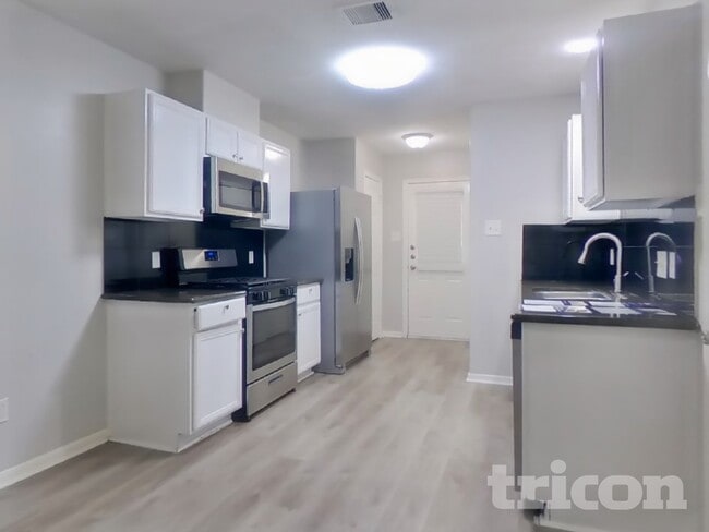 Building Photo - 16339 Noble Meadow Ln