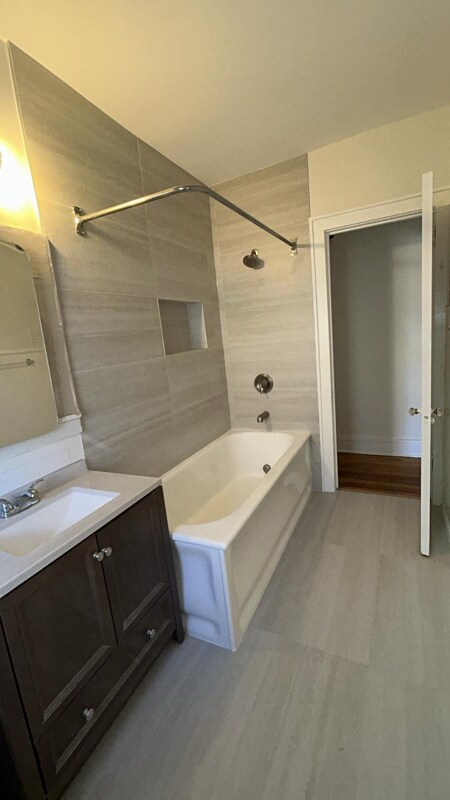 Foto del edificio - 1454 W Fargo Ave