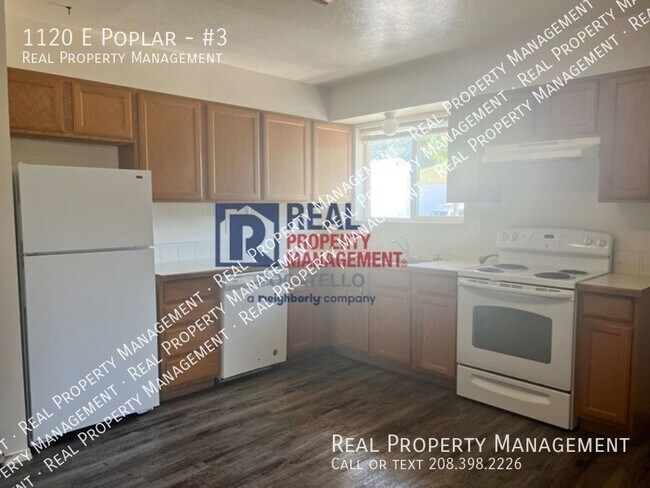 Building Photo - 1120 E Poplar-#3