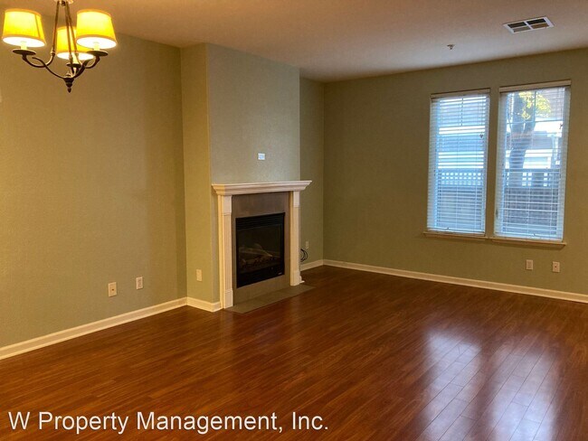 Building Photo - 3 br, 2.5 bath House - 7603 Eckmeyer Court