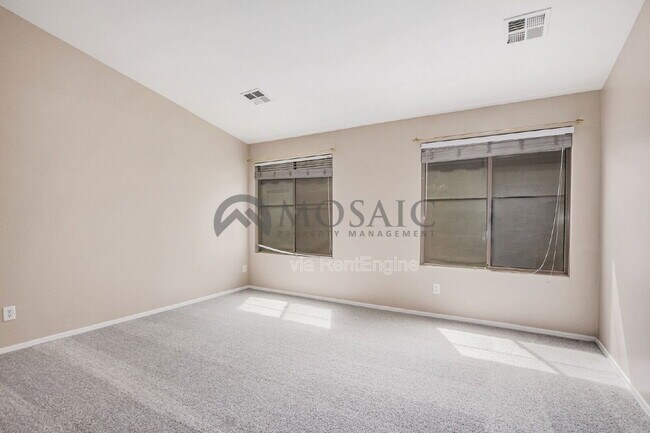 Foto del edificio - 7019 S 45th Ave