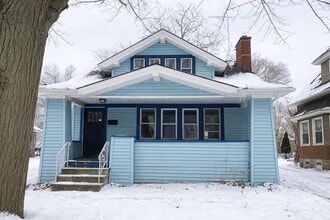 Building Photo - 260 Spruce St