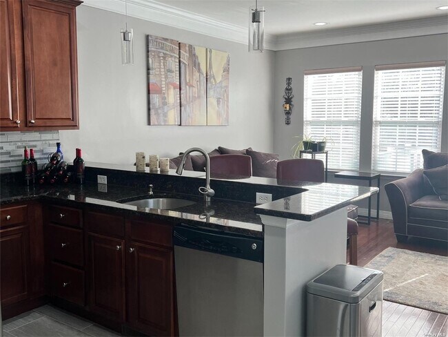 Foto del edificio - 3 Torrey Pine Ln