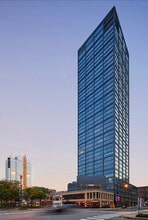 Building Photo - 164 N Peoria St